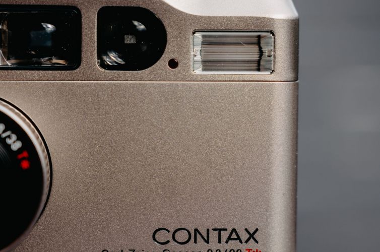 Contax T2